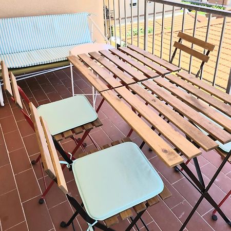 לידו די קאמאיורה Hotel Perla Del Mare מראה חיצוני תמונה